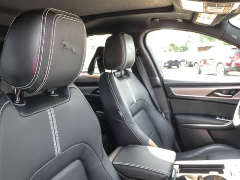 Used 2024 Jaguar F-PACE R-Dynamic S AWD/4WD image 38