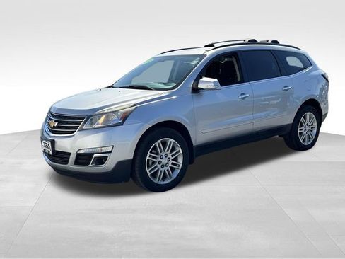 Used 2015 Chevrolet Traverse LT w/ Traveler's Package FWD image 24
