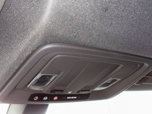 Used 2021 Chevrolet Silverado 1500 Custom Trail Boss w/ LPO, Dark Essentials Package image 7