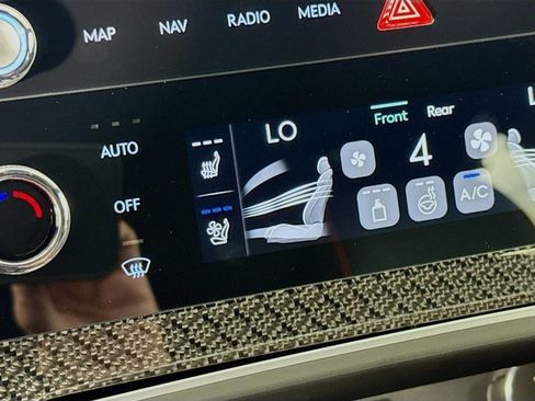 New 2026 Genesis GV80 3.5T e-SC AWD/4WD image 23