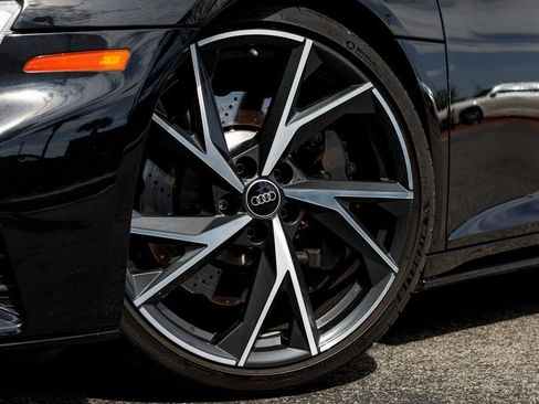 Used 2022 Audi R8 V10 performance image 9