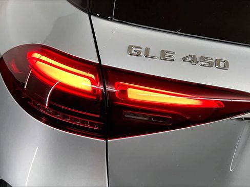 New 2026 Mercedes-Benz GLE 450 4MATIC image 6