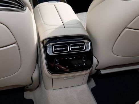 Used 2026 Mercedes-Benz S 580 4MATIC Sedan image 41