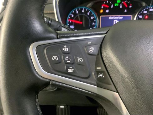 Used 2023 Chevrolet Equinox Premier FWD image 18
