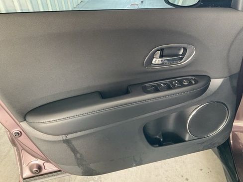 Certified 2022 Honda HR-V EX image 5