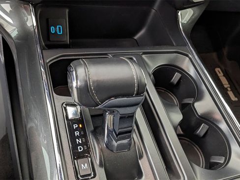 Certified 2022 Ford F150 XLT w/ Equipment Group 302A High image 31