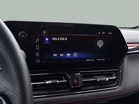 Used 2024 Chevrolet TrailBlazer RS w/ Convenience Package image 19