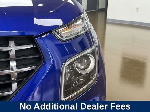 Certified 2023 Hyundai Venue Limited w/ Cargo Package FWD image 11