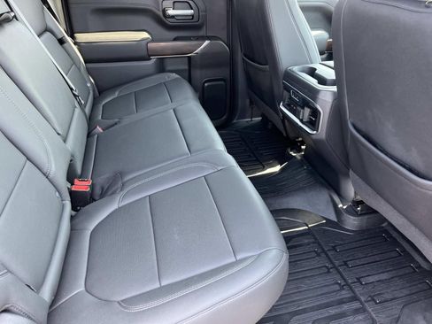 Used 2021 GMC Sierra 1500 SLT w/ SLT Premium Package AWD/4WD image 19