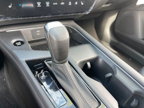 New 2026 Nissan Sentra SV w/ SV Convenience Package FWD image 15