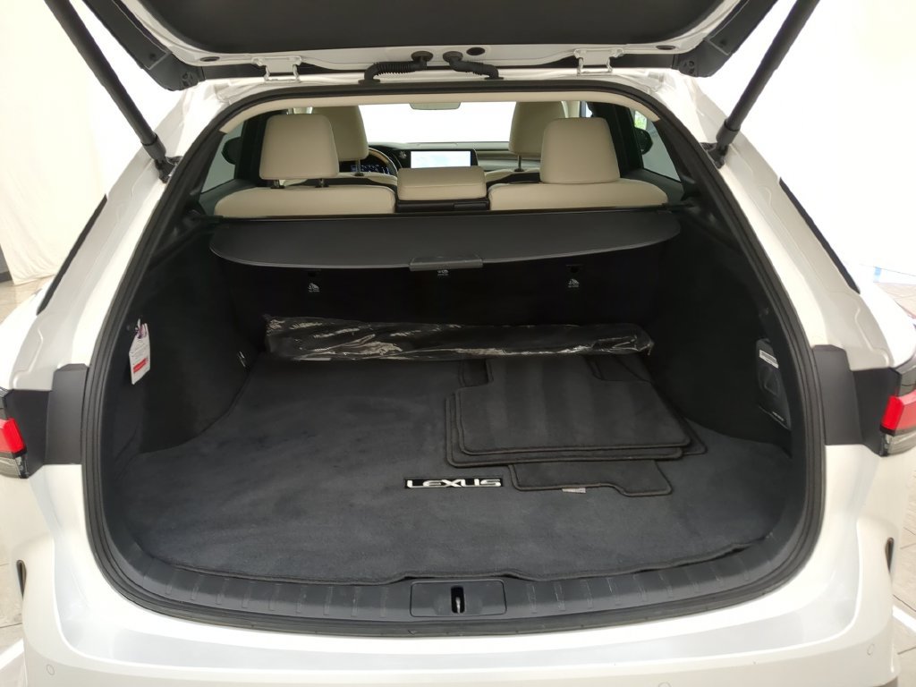 Used 2024 Lexus RX 350 Premium w/ Convenience Package AWD/4WD image 32