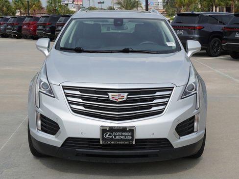 Used 2017 Cadillac XT5 Luxury w/ Driver Awareness Package image 2
