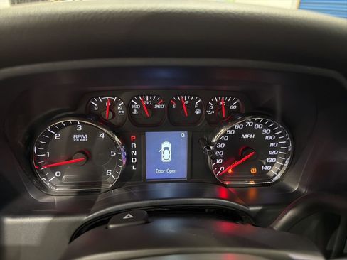 Used 2018 Chevrolet Silverado 1500 W/T w/ Trailering Package image 17