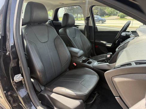 Used 2013 Ford Focus SE FWD image 14