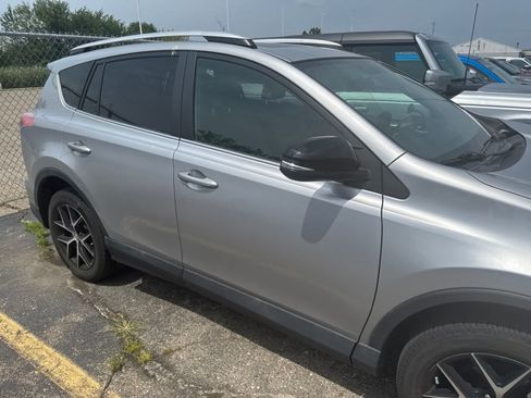 Used 2016 Toyota RAV4 SE AWD/4WD image 7