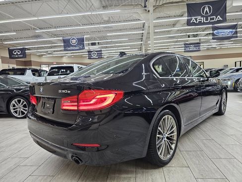 Used 2019 BMW 530e w/ Premium Package image 7