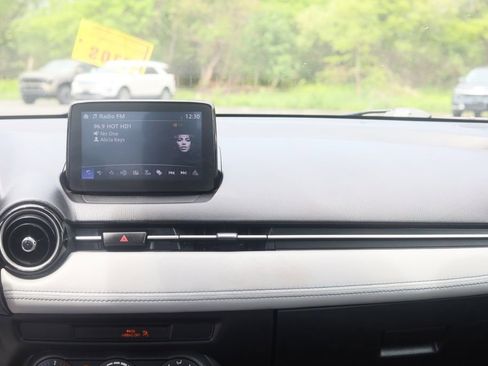 Used 2020 Toyota Yaris LE FWD image 25