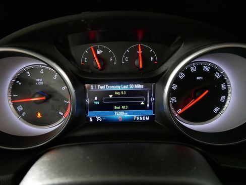 Used 2018 Buick Regal Essence image 21