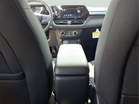New 2026 Chevrolet TrailBlazer LS w/ LS Convenience Package AWD/4WD image 15