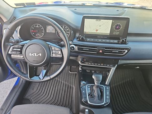 Used 2022 Kia Seltos Nightfall Edition image 22