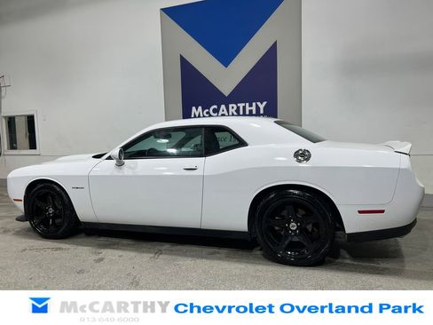 Used 2022 Dodge Challenger R/T image 7