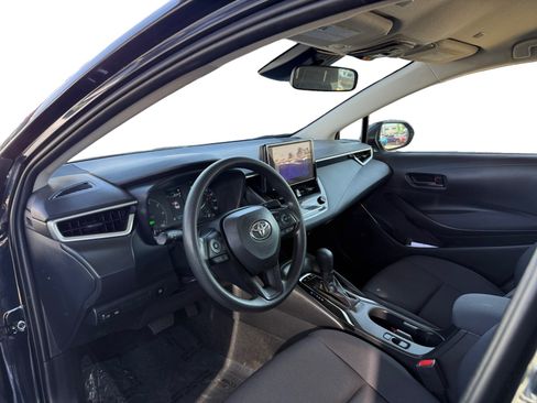 Used 2024 Toyota Corolla LE FWD image 8