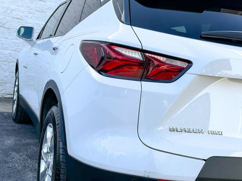 Used 2019 Chevrolet Blazer LT w/ Sound & Technology Package AWD/4WD image 9