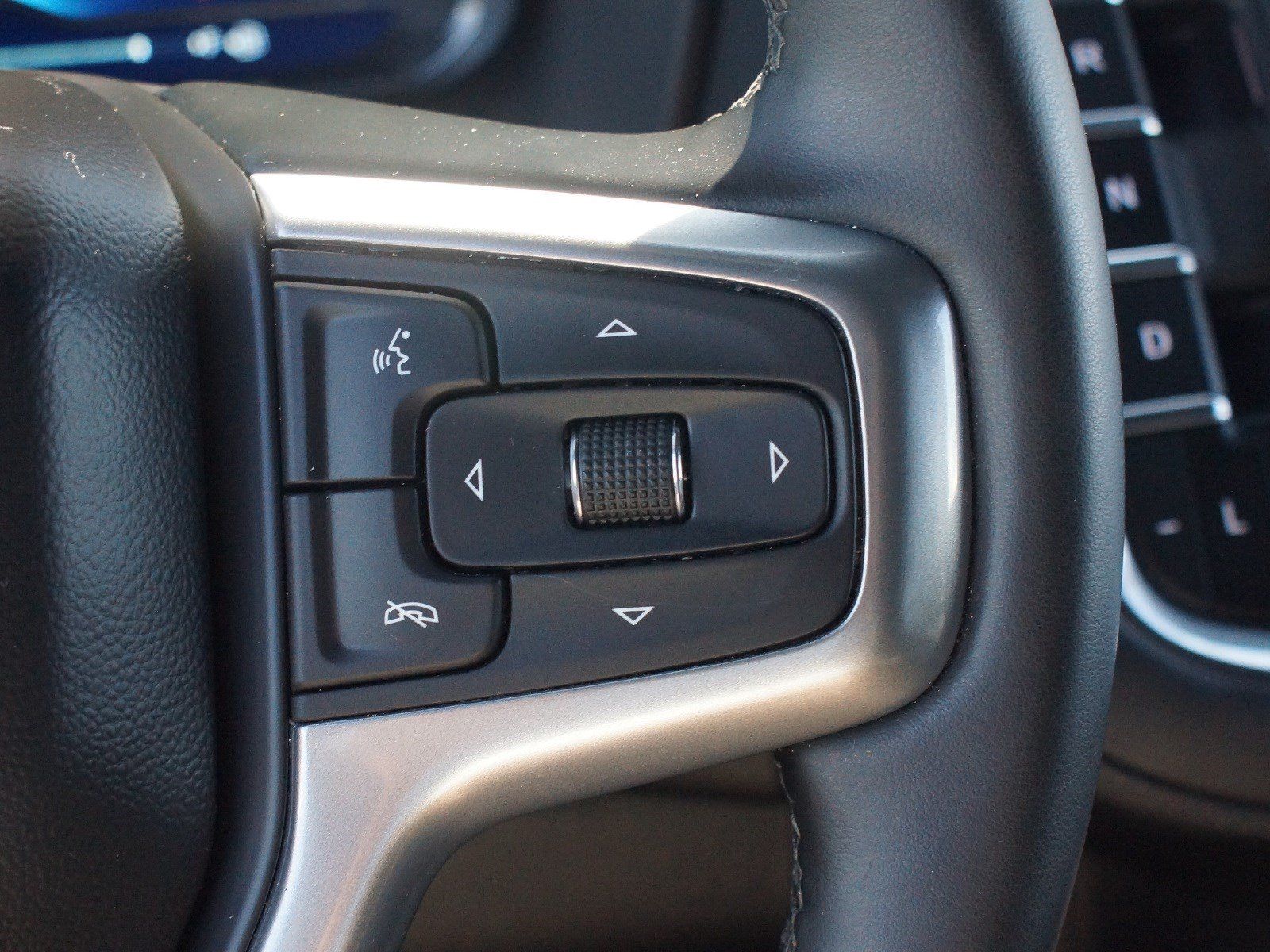 Used 2024 Chevrolet Tahoe LT w/ LT Signature Plus Package RWD image 12