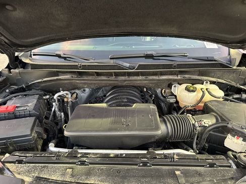 Used 2022 GMC Yukon XL SLT w/ SLT Premium Package image 36