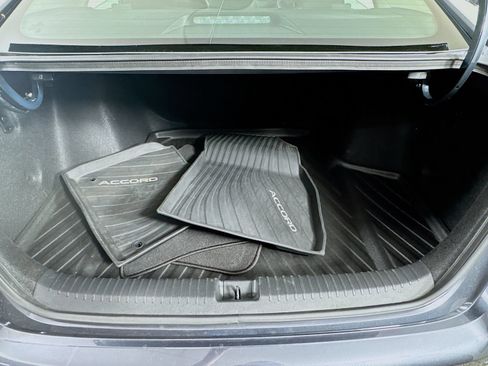 Used 2023 Honda Accord EX image 19