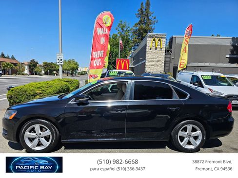 Used 2013 Volkswagen Passat 2.5 SE FWD image 4