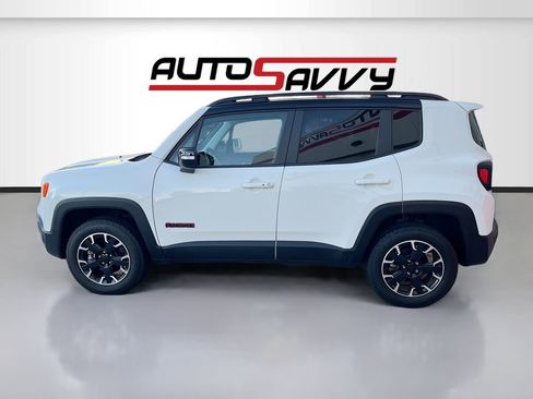 Used 2023 Jeep Renegade Trailhawk AWD/4WD image 4