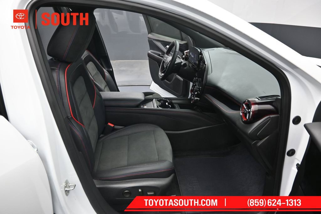 Used 2024 Chevrolet Blazer EV RS AWD/4WD image 40