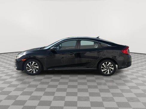 Used 2018 Honda Civic EX image 1
