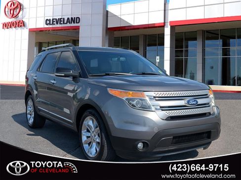 Used 2014 Ford Explorer XLT w/ Equipment Group 202A FWD image 1