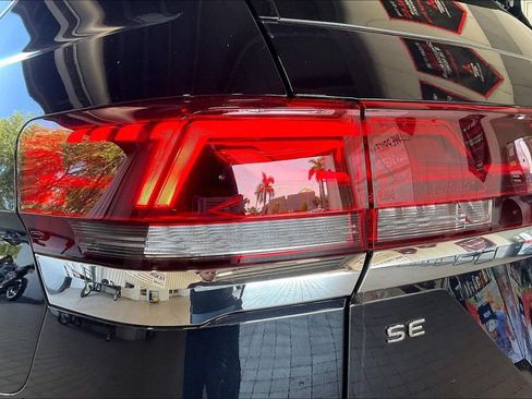 Used 2026 Volkswagen Atlas SE AWD/4WD image 18