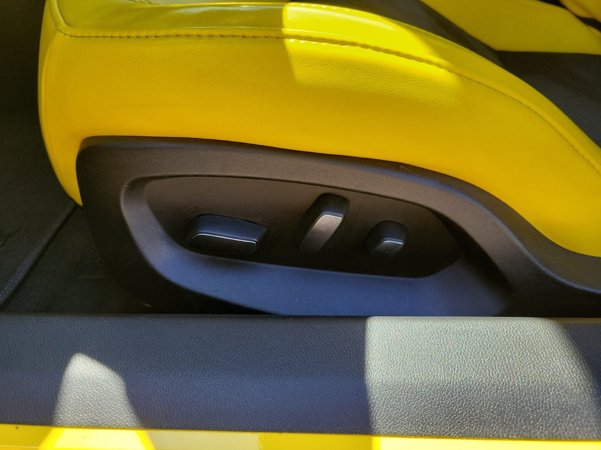 Used 2019 Chevrolet Corvette Z06 RWD image 25