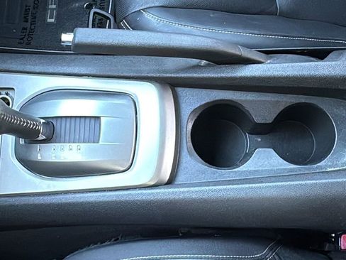 Used 2010 Chevrolet Camaro SS image 16