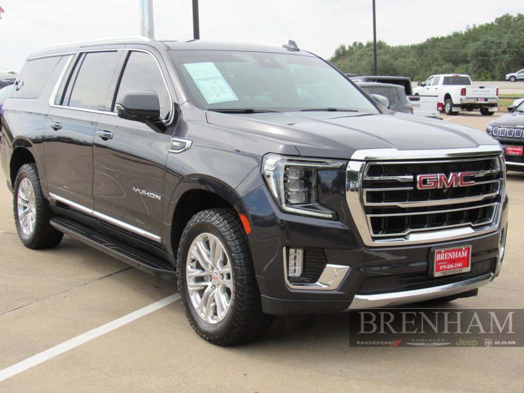 Used 2023 GMC Yukon XL SLT w/ SLT Luxury Package RWD image 8