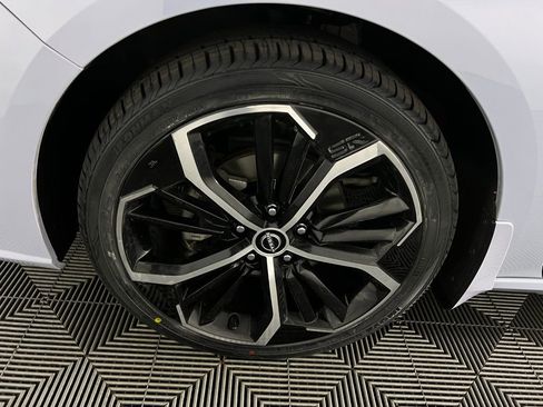 Used 2023 Nissan Altima 2.5 SR image 12