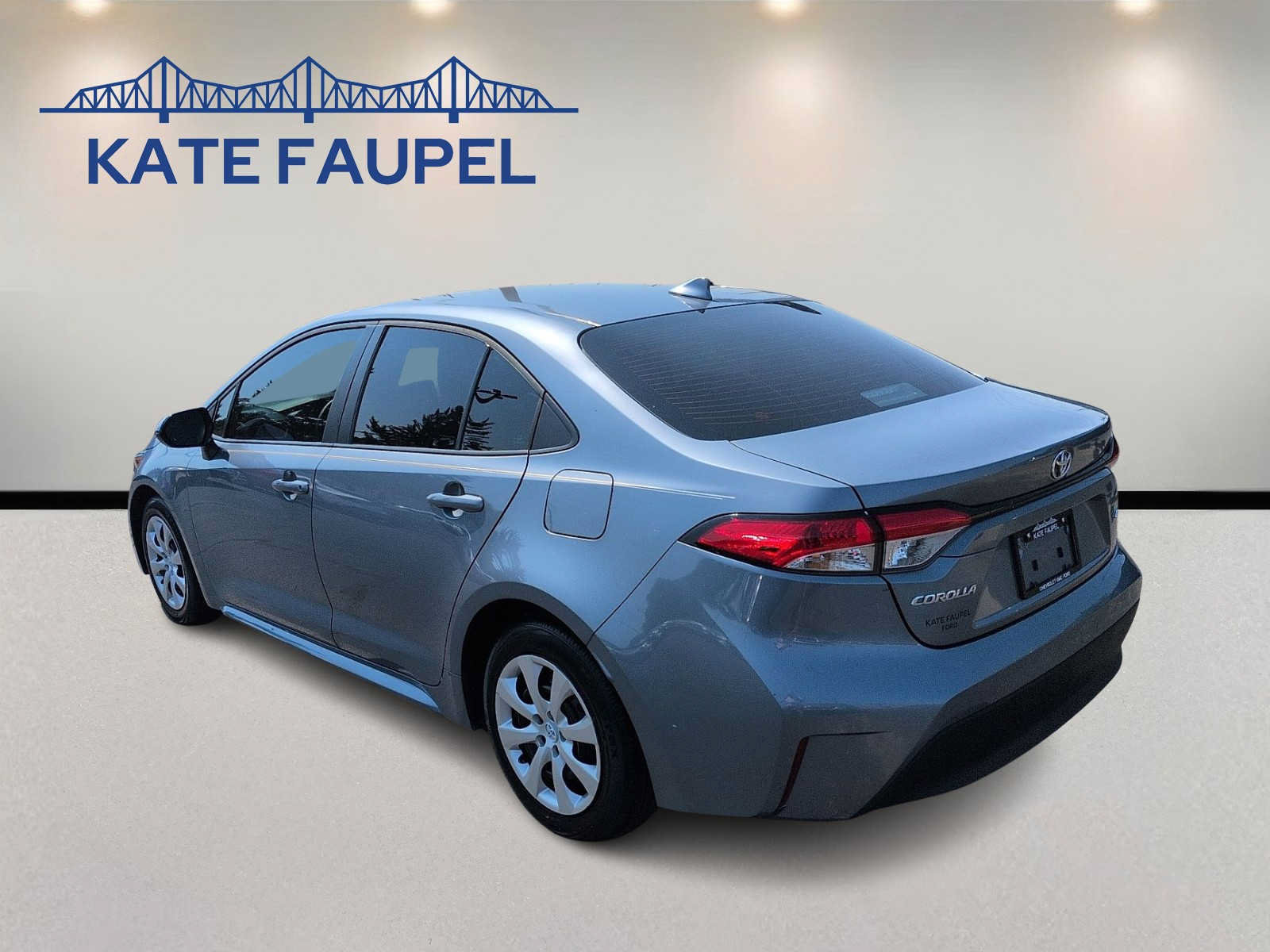 Used 2024 Toyota Corolla LE FWD image 5