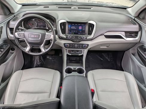Used 2023 GMC Terrain SLT image 25