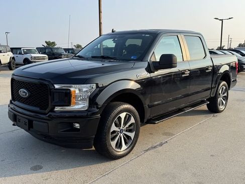 Used 2020 Ford F150 XL w/ Equipment Group 101A Mid AWD/4WD image 13