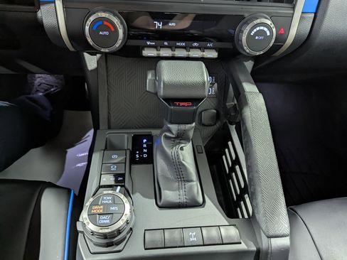 Used 2024 Toyota Tacoma TRD Off-Road AWD/4WD image 23