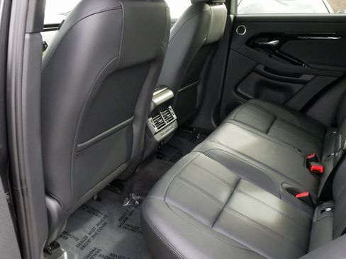 Used 2024 Land Rover Range Rover Evoque Dynamic SE image 40