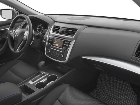 Used 2016 Nissan Altima 2.5 SR FWD image 18
