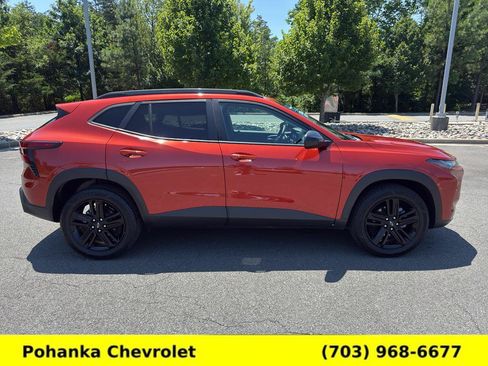 Used 2024 Chevrolet Trax ACTIV w/ Driver Confidence Package FWD image 8