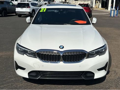 Used 2021 BMW 330e w/ Convenience Package RWD image 2