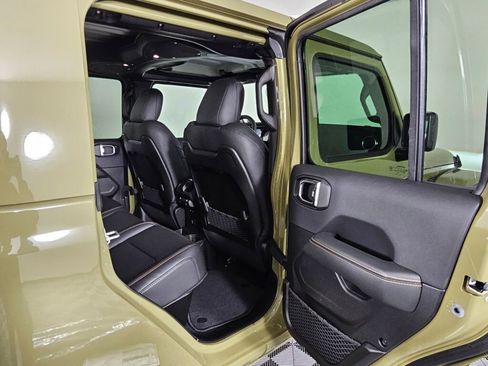 New 2026 Jeep Gladiator Sport AWD/4WD image 35