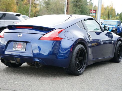 Used 2016 Nissan 370Z Coupe image 5